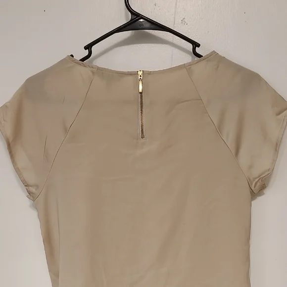 Express Women's Beige Blouse - Picture 3 of 3